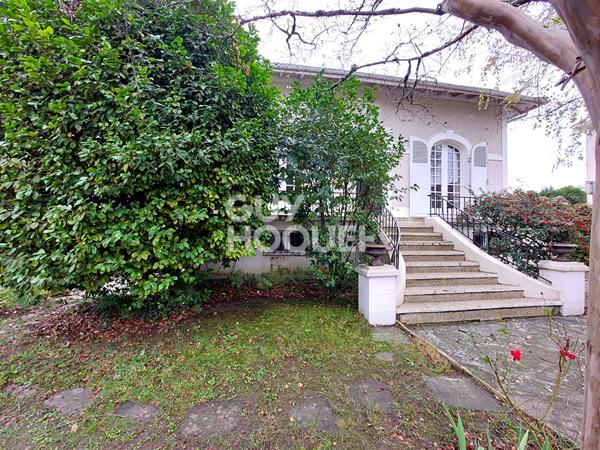 Maison Dax 7 pièce(s) proximité écoles et commerces