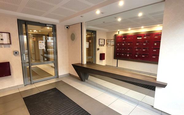 Appartement à vendre    3 pièces • 65,01 m2 Orléans