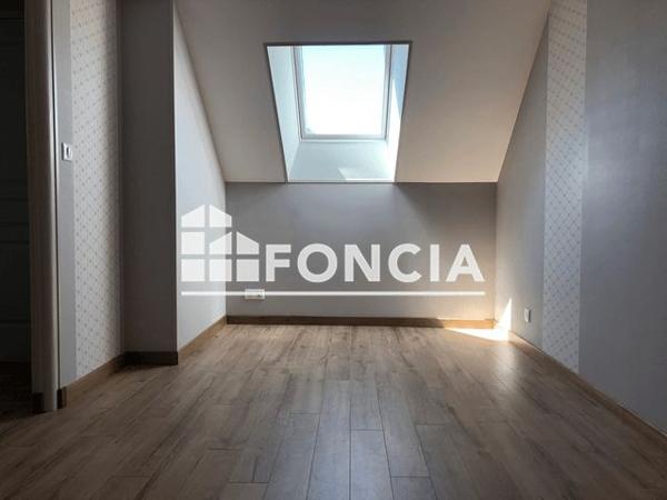 Location Maison 4 pièces 74.36 m² - 45 RUE DE GIEN Saint Brisson Sur Loire 45500