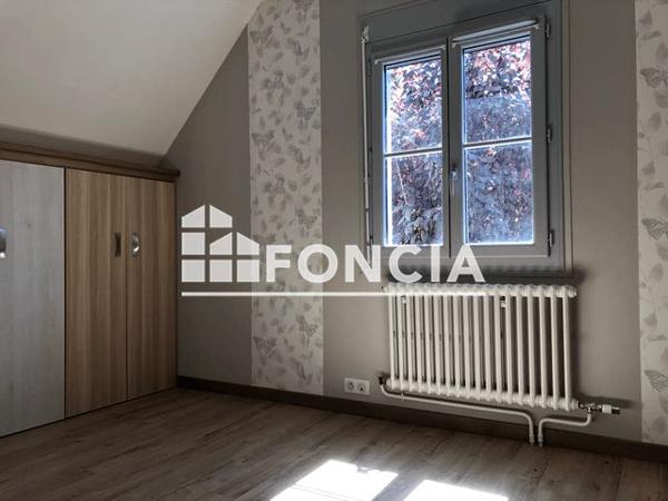 Location Maison 4 pièces 74.36 m² - 45 RUE DE GIEN Saint Brisson Sur Loire 45500