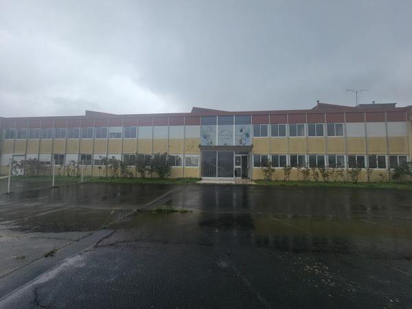 Bureaux à louer 200 m² – Châtellerault Nord – Visibilité commerciale et accessibilité immédiate axe très fréquenté