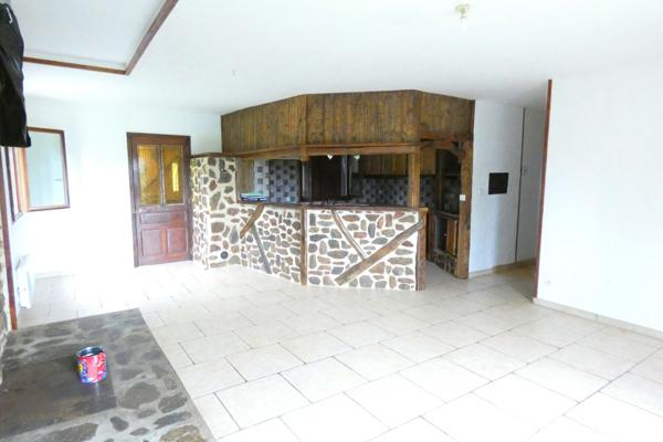 MAISON PLAIN PIED SUR SOUS SOL Marcolès (15220)