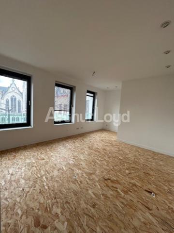 Bureaux 190 m² à vendre ou à louer - Emplacement stratégique Roubaix Hôtel de Ville, métro au pied de l’immeuble