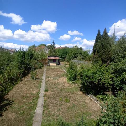 Maison Danjoutin 4 chambres et grand jardin