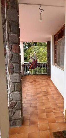 A VENDRE VUE MER SUR POINTE -NOIRE ENSEMBLE IMMOBILER DE 2 APPARTEMENTS DANS GRANDE VILLA ET UN BUNGALOW SUR 810 M² DE TERRAIN