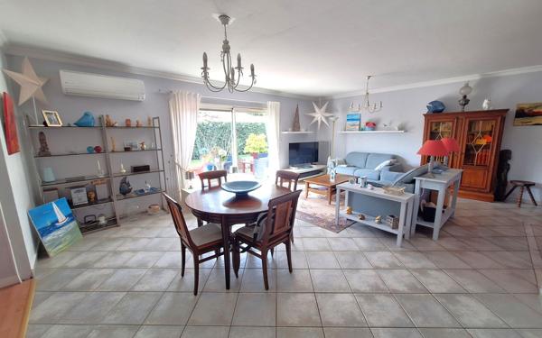 Maison à vendre    5 pièces •  Médis