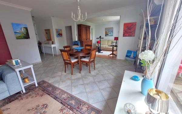 Maison à vendre    5 pièces •  Médis