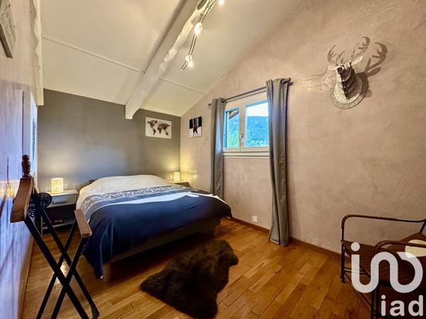 Maison à vendre 7 pièces 218 m² Arâches-la-Frasse