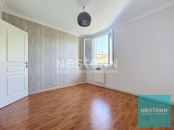 Appartement de 3 pièces avec un balcon à vendre au coeur de Montereau Fault Yonne