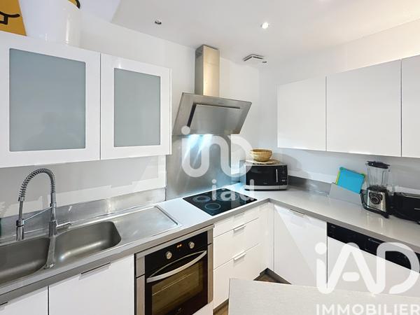 Location appartement 3 pièces 63 m² Marseille 8