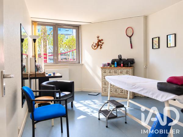 Appartement à vendre 3 pièces 83 m² Courbevoie