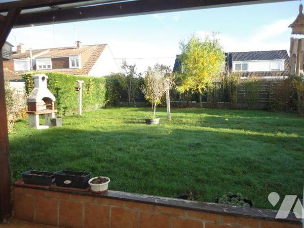 EXCLUSIVITE - A VENDRE sur NIEPPE dans le NORD (59) - MAISON de Lotissement mitoyenne d'un seul...