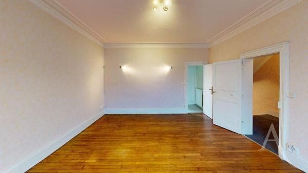 Maison Vierzon Centre 220 m2