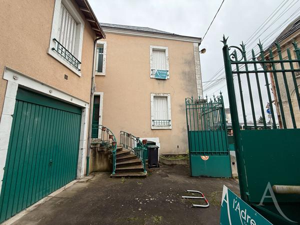 Maison Vierzon Centre 220 m2