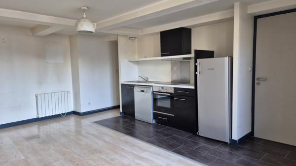 Lons-le-Saunier (39000) T3 Hypercentre.