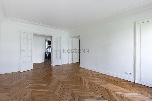 Appartement Paris 4 pièce(s) 110.16 m2