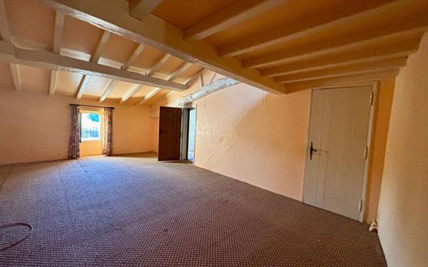 Maison à vendre    4 pièces •  Vélines