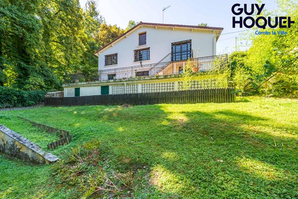 Vente : maison F5 à COMBS LA VILLE, 1250m² de terrain