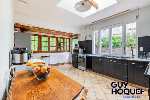 Vente : maison F5 à COMBS LA VILLE, 1250m² de terrain