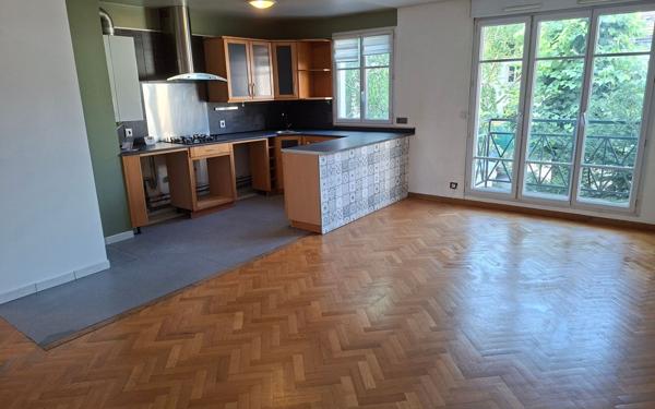 Appartement à vendre    3 pièces • 70,24 m2 Le Plessis-Bouchard