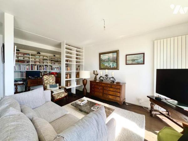 Exceptionnel ! VUE MER POUR CET APPARTEMENT AVEC 3 CHAMBRES donnant sur la plage de Toulhars