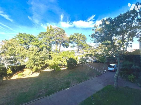 Exceptionnel ! VUE MER POUR CET APPARTEMENT AVEC 3 CHAMBRES donnant sur la plage de Toulhars