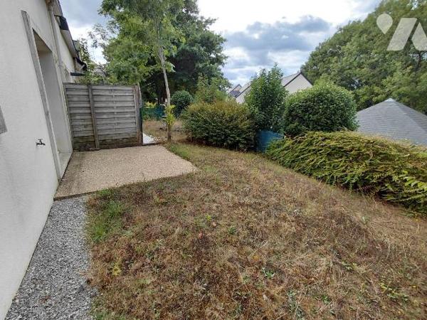 Titre : Maison 4 pièces avec garage et jardin - Pontivy

À vendre à Pontivy (56300), maison m...
