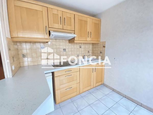 Location Studio 20.98 m² - 6 AVENUE DE CREULLY Caen 14000