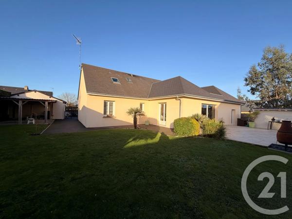 Maison à vendre  12 pièces - 480 m 2   YQUELON  - 50