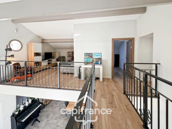 Maison à vendre 5 pièces LA GARDE (83), piscine, entièrement rénovée