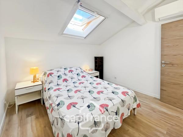 Maison à vendre 5 pièces LA GARDE (83), piscine, entièrement rénovée