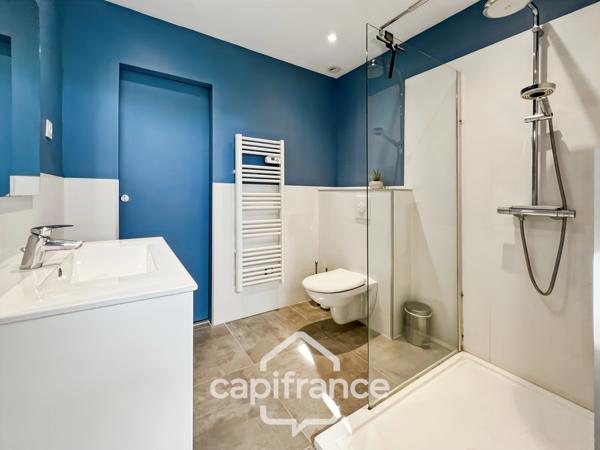 Maison à vendre 5 pièces LA GARDE (83), piscine, entièrement rénovée