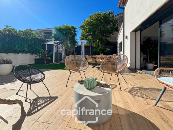 Maison à vendre 5 pièces LA GARDE (83), piscine, entièrement rénovée