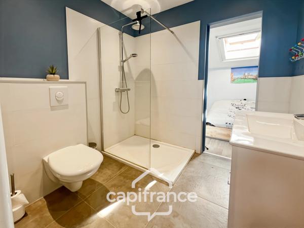 Maison à vendre 5 pièces LA GARDE (83), piscine, entièrement rénovée