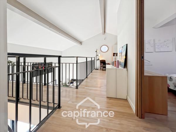 Maison à vendre 5 pièces LA GARDE (83), piscine, entièrement rénovée