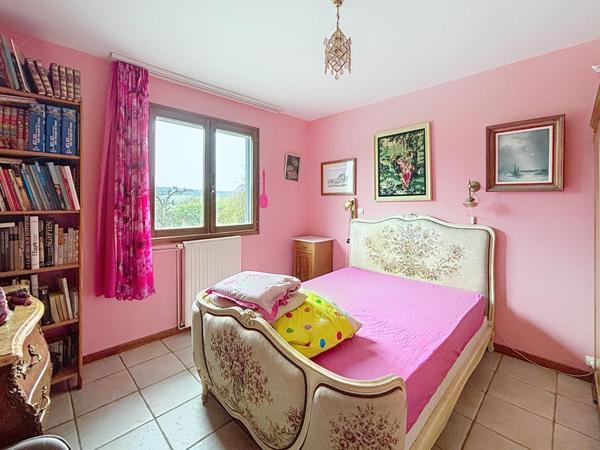 Nouveauté : Havre de paix au pied des collines