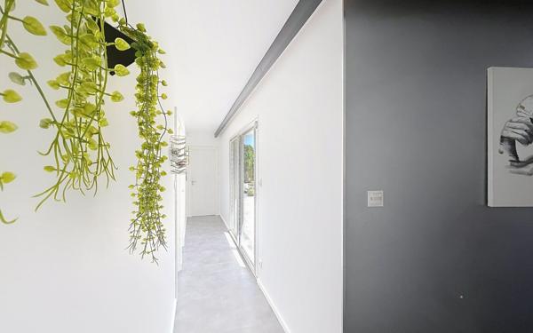 Maison à vendre    7 pièces • 170,38 m2 Creuzier-le-Vieux