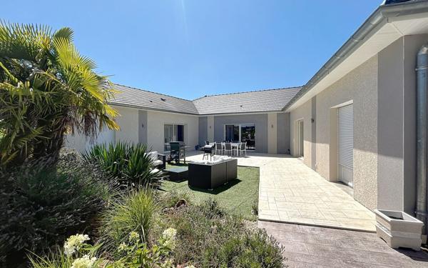 Maison à vendre    7 pièces • 170,38 m2 Creuzier-le-Vieux