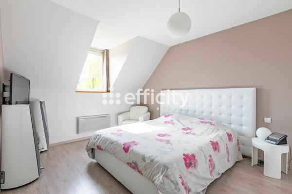 Maison 7 pièces - 133 m² Exclusivité efficity