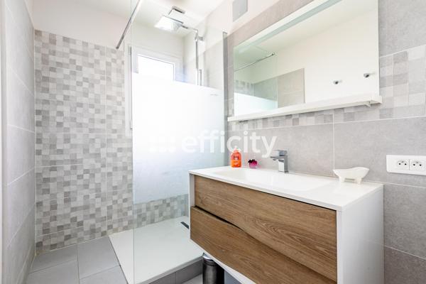 Maison 7 pièces - 133 m² Exclusivité efficity