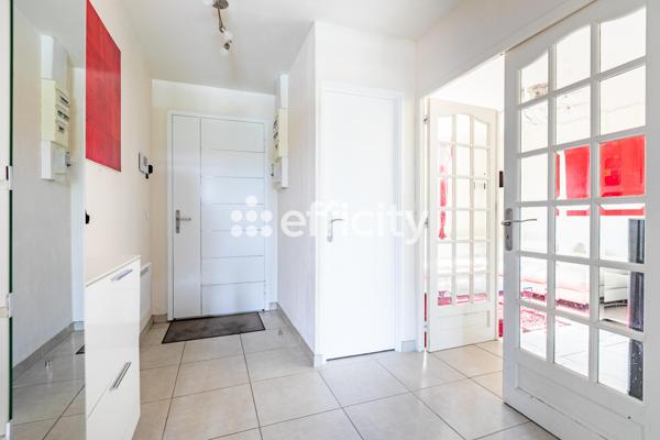 Maison 7 pièces - 133 m² Exclusivité efficity