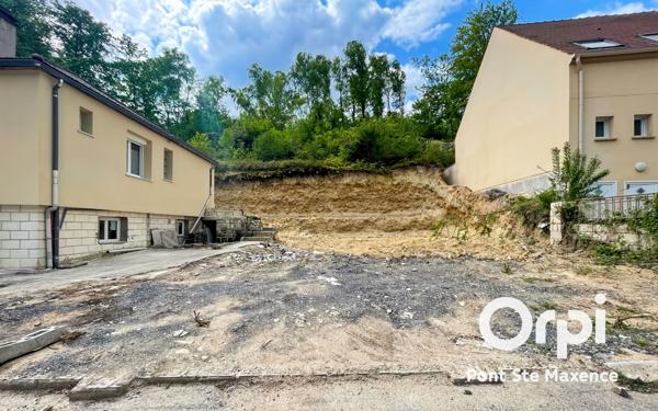 Terrain à vendre    Montataire