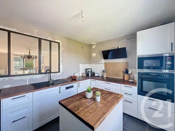 Maison à vendre  5 pièces - 102 m 2   LAVAL  - 53