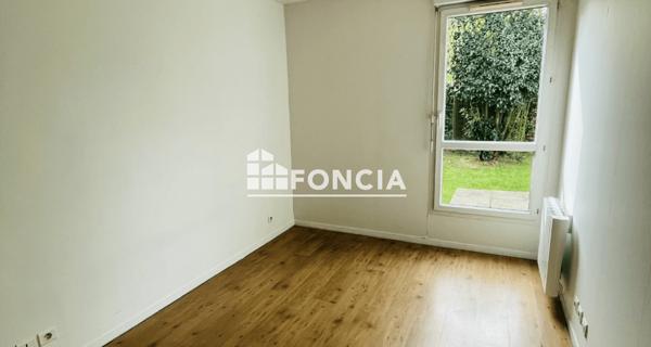 Location Appartement 2 pièces 53.17 m² - Viry-châtillon 91170