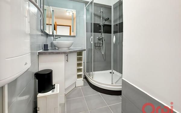 Appartement à vendre    2 pièces • 32,44 m2 Six-Fours-les-Plages