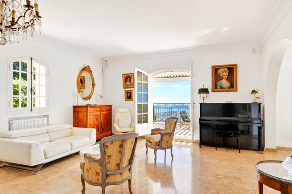 Vente Maison de luxe Toulon 10 Pièces 350 m²