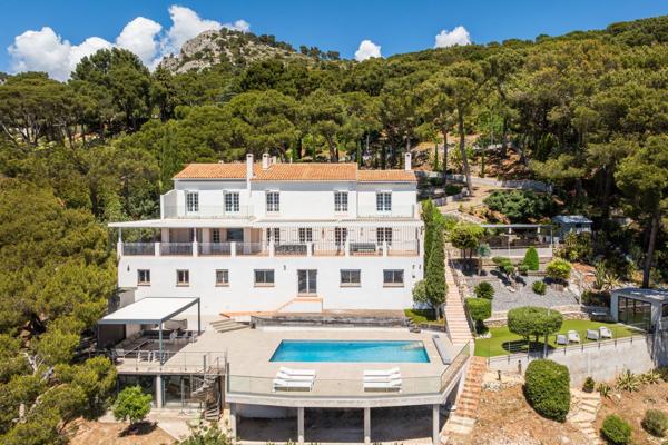 Vente Maison de luxe Toulon 10 Pièces 350 m²