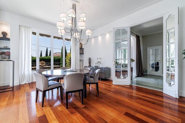 Vente Hôtel particulier Nice 10 Pièces 360 m²