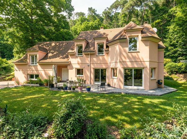 Vente Maison de luxe Gif-sur-Yvette 20 Pièces 8050 m²