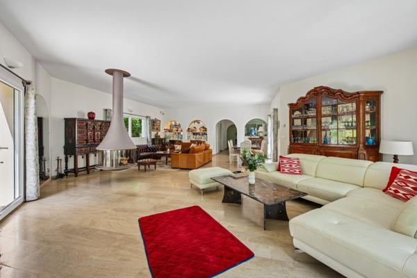 Vente Maison de luxe Gif-sur-Yvette 20 Pièces 8050 m²